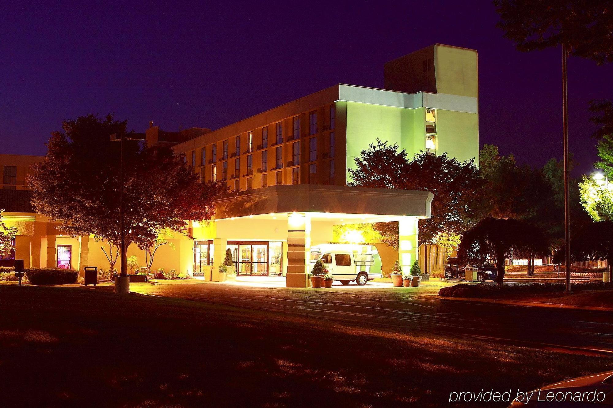 Magnuson Grand & Conference Center Somerset-Bridgewater Zewnętrze zdjęcie